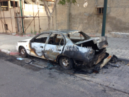 بالصور: فجر اليوم - إحراق مركبة في حي العجمي بمدينة يافا 